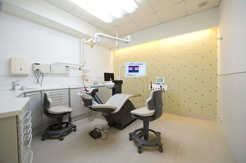 德國 SIRONA C1+自動定位與臨床整合牙科治療椅