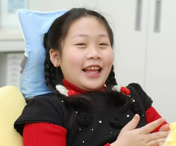 兒童預防蛀牙 - 臼齒溝隙封填 兒童預防蛀牙 - 臼齒溝隙封填